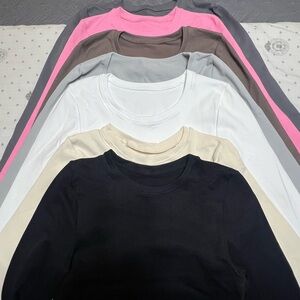 Set of OQQ Long Sleeve Crew Neck Long Sleeve Crop Tops